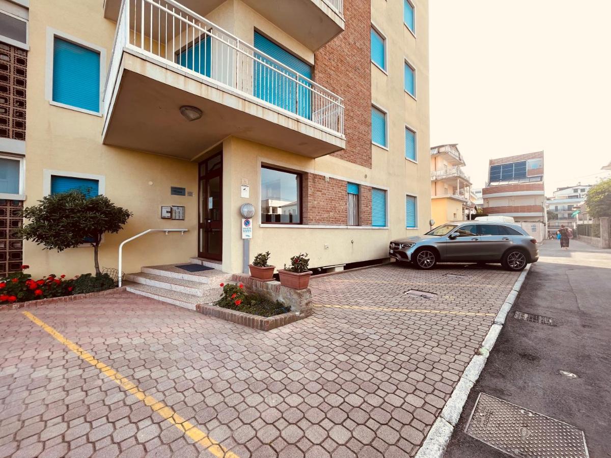 לידו די ג'סולו Appartamento Cima - Vista Mare, 3 Camere, Wifi, Family Apartment מראה חיצוני תמונה